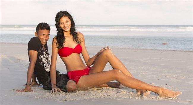 INI CINTA : Perempuan cantik calon model tinggi 207 cm menikah dengan pria 165 cm 
