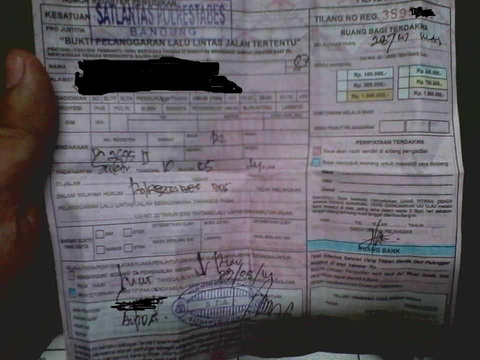 &#91;PARAH&#93; Ditilang sama polisi Korup MAKSA DAMAI !!!! (bandung inside)