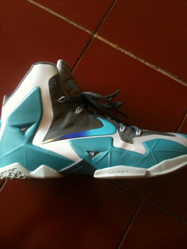 REVIEW Nike Lebron 11 Gamma Blue