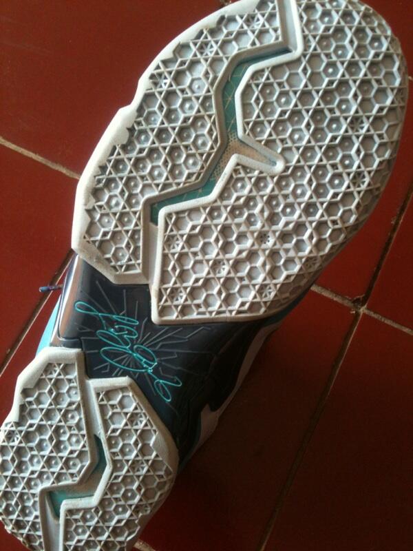 REVIEW Nike Lebron 11 Gamma Blue