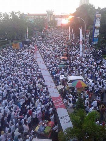 &#91;Panasbung jangan masuk&#93; Foto-foto Jokowi hari ini di Makassar