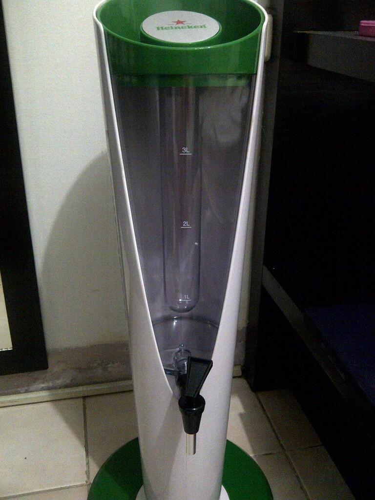 Terjual Jual beer tower heineken / beer dispenser  KASKUS