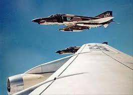 (bertanya) kenapa dulu kita ngak ambil juga F-4 Phantom?