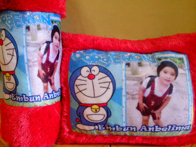 Bantal foto