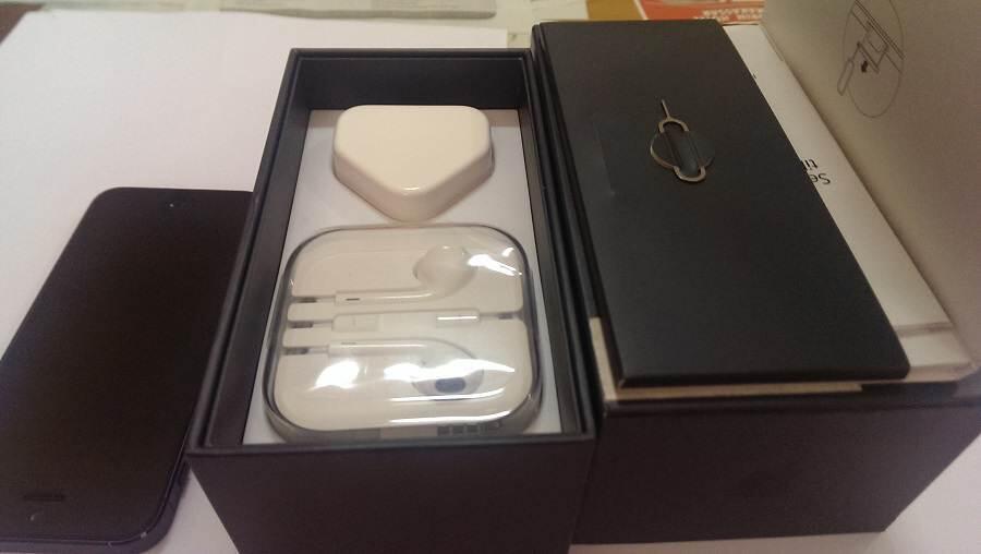 NEW JUAL,,APPLE IPHONE4S,5,laptop,5S & SAMSUNG GALAXY FULSET 100% ORI