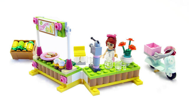 LEGO 41027 Friends Mia's Lemonade Stand