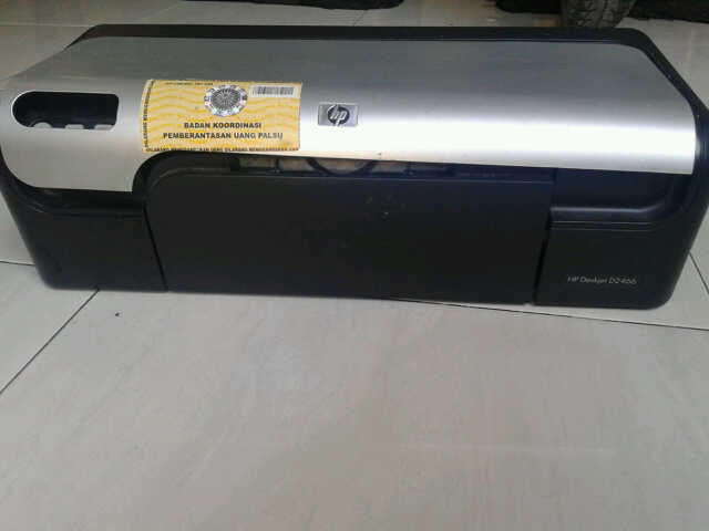 Printer HP Deskjet D2466