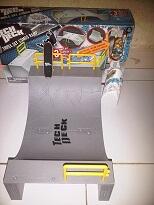 Tech Deck Track (fingerboard) 3 in 1 -include Board 1 set and sticker