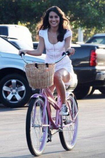 STARS ON BICYCLE - Selebritis dan Sepedanya -