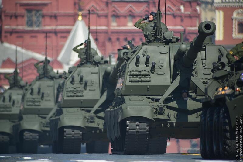 Meriahnya Parade Hari Kemenangan Rusia Di Lapangan merah Moskow !