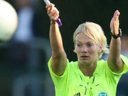 4 Wasit Wanita Tercantik di Dunia versi agan ini