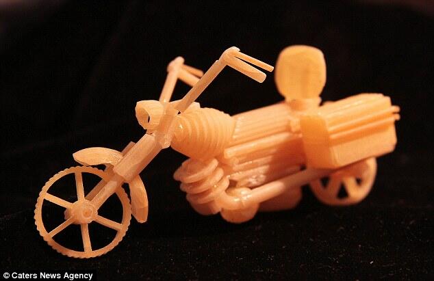 (Amazing) Miniatur Kendaraan Dari Pasta