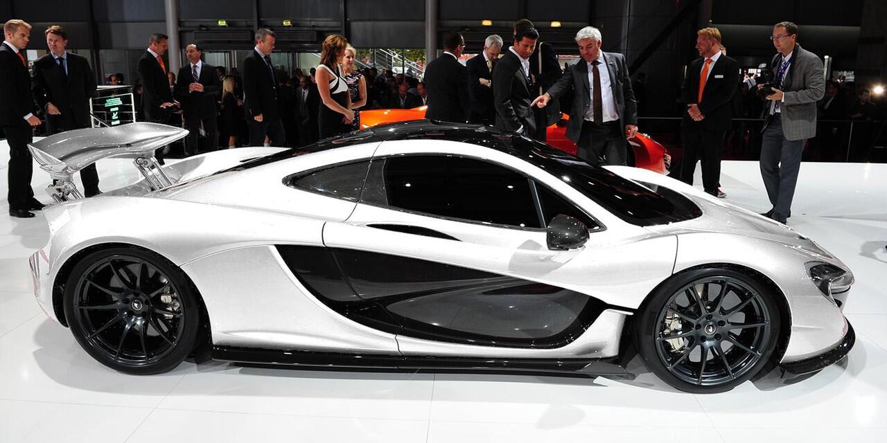 SUPERCARS IN THE WORLD