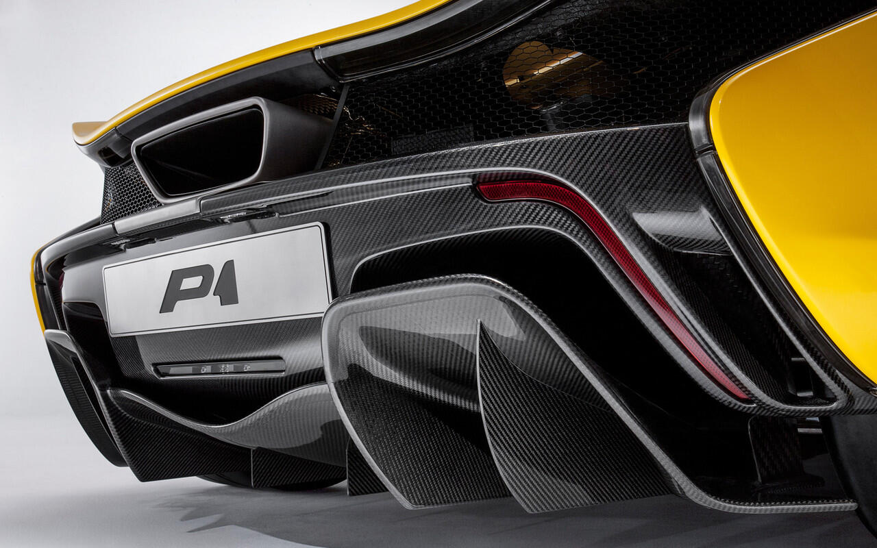 SUPERCARS IN THE WORLD