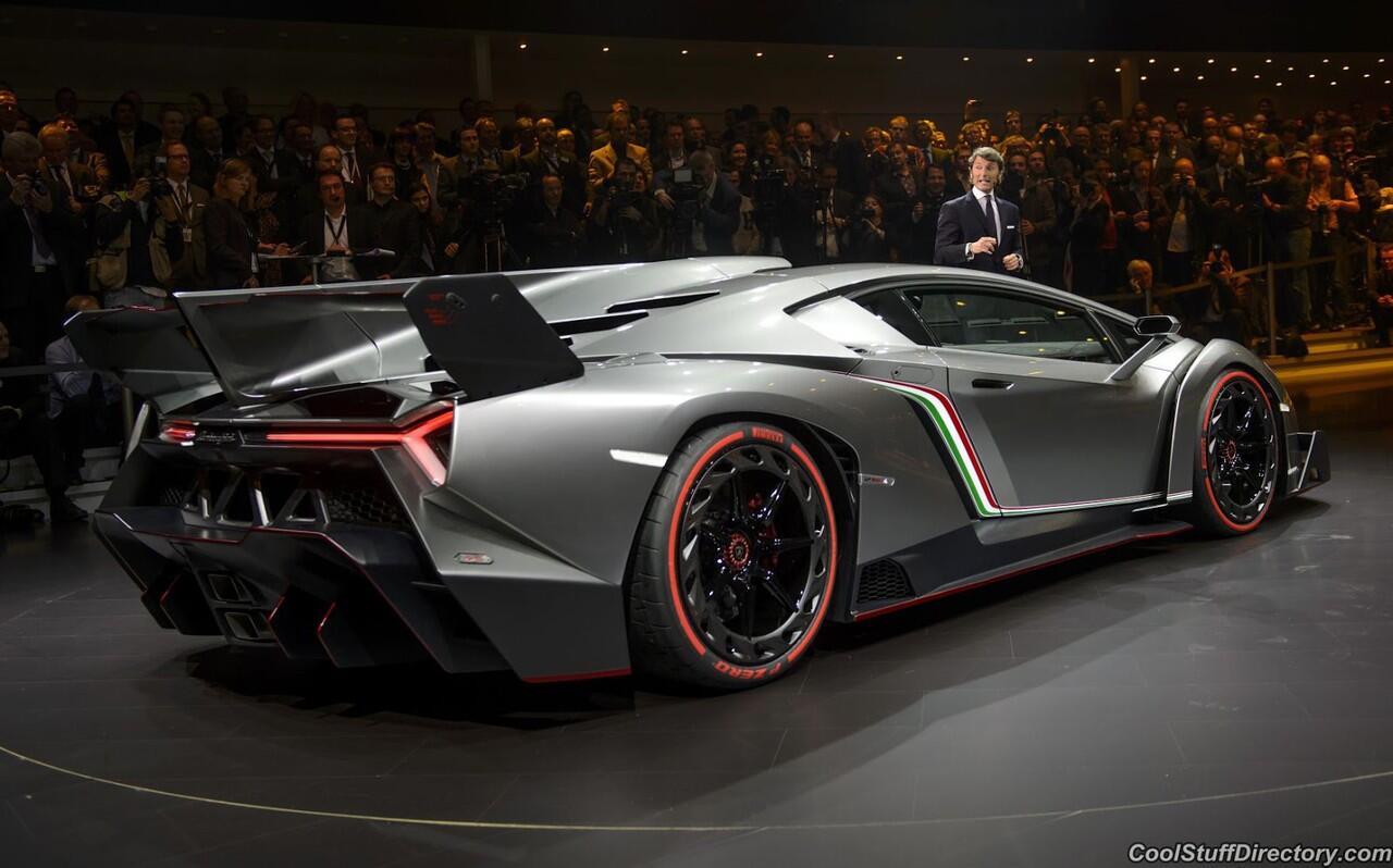 SUPERCARS IN THE WORLD
