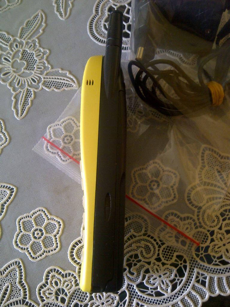 Nokia 5110 Yellow Custom