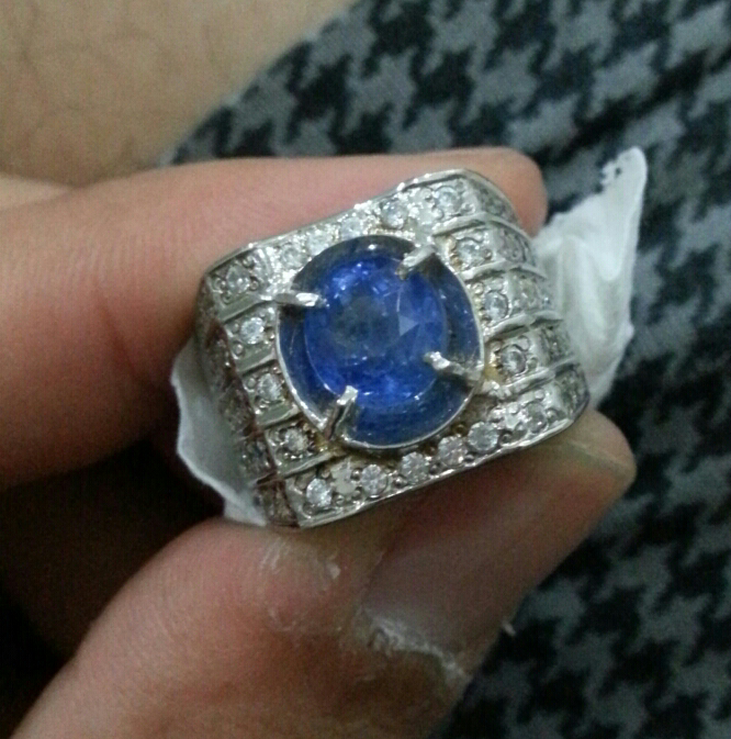 sale HQ blue saphire ceylone full luster cristal abiss