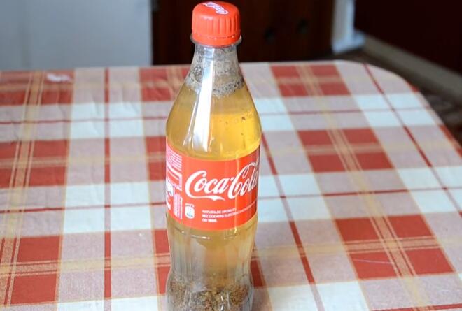 Inilah yang terjadi bila Anda mencampur Coke dan susu,