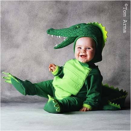 Saat Bayi Menyamar Menjadi Hewan Lucu