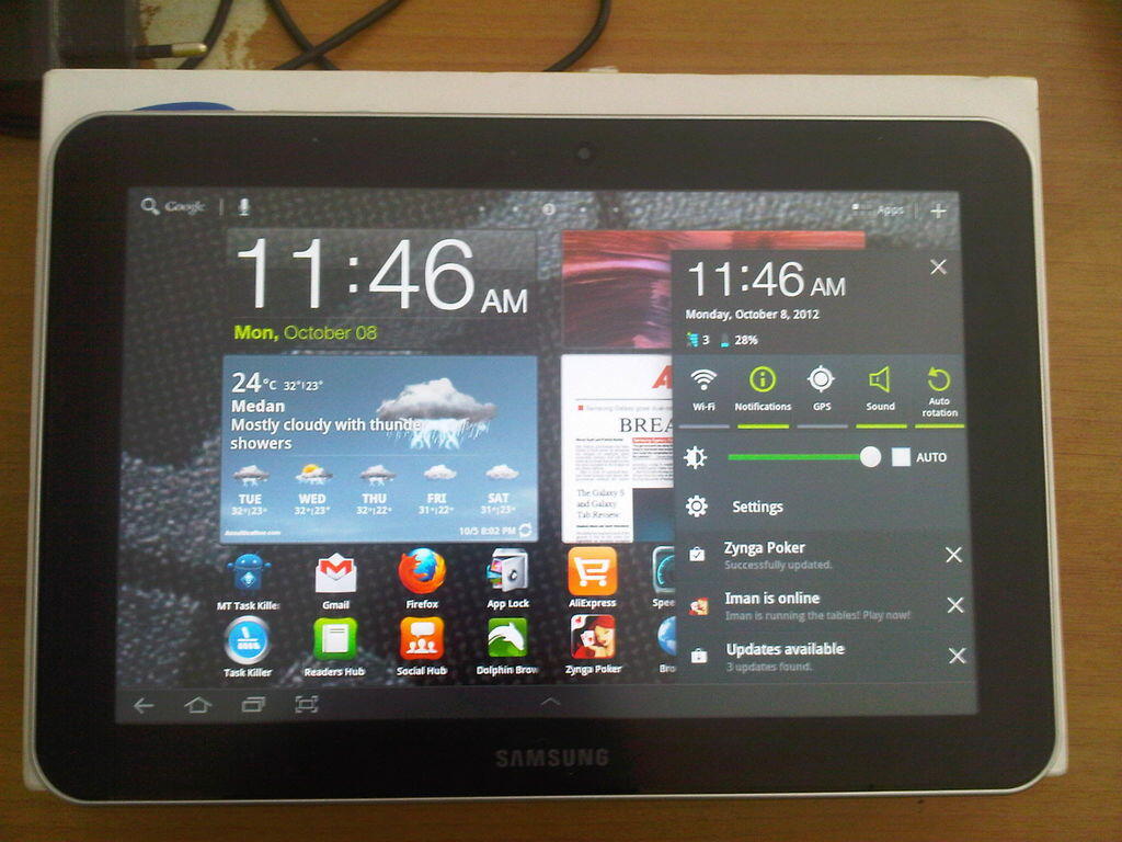 Samsung Galaxy Tab 8.9 P7300 MURAH !!!!!!!! JUAL CEPAT