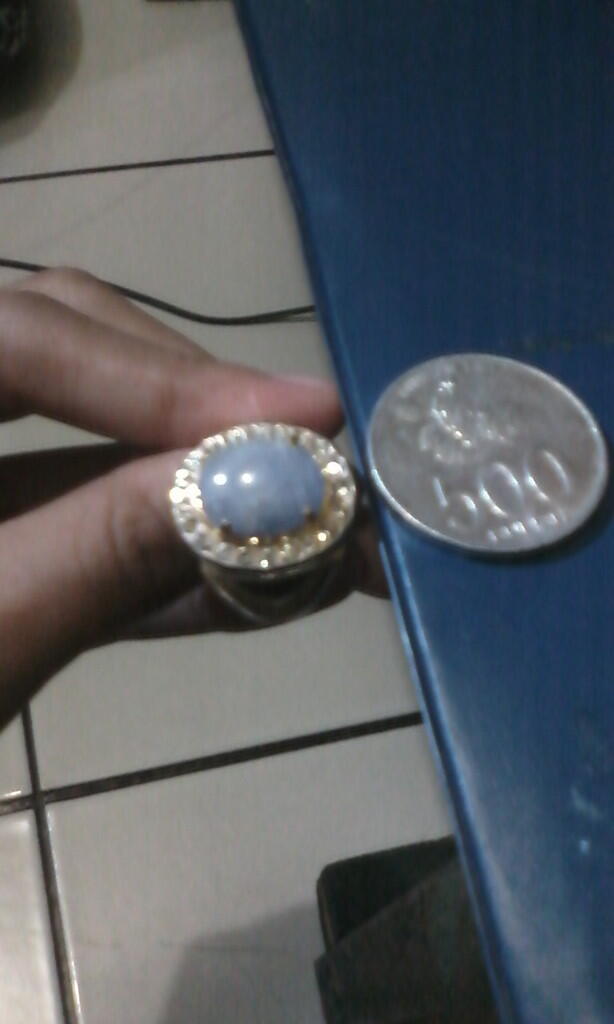Blue Safir Uk Besar