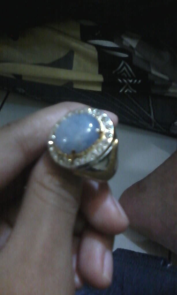 Blue Safir Uk Besar
