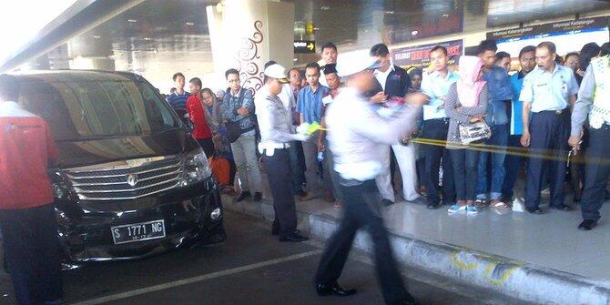 4 Fakta Alphard terobos bandara Juanda &amp; tewaskan balita
