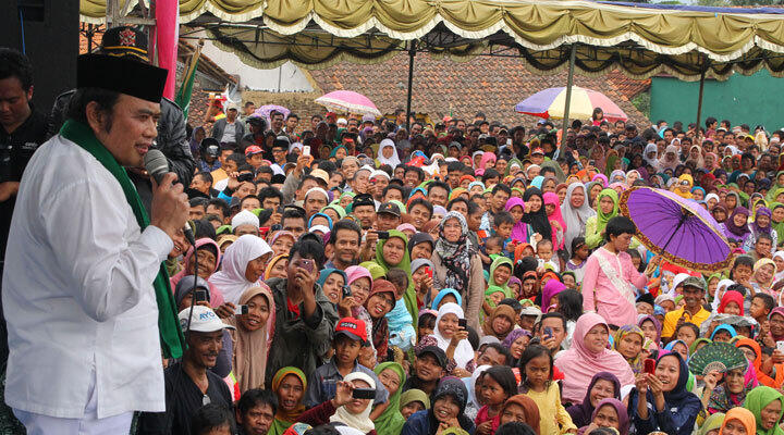 Kecewa Sikap PKB, Rhoma Irama Larang Fans Dukung Jokowi