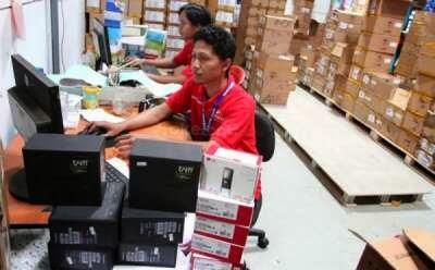 NEW JUAL SAMSUNG GALAXY,APPLE IPHONE ,BLACKBERI,BERBAGAI TIPE DAN 100% ORI.