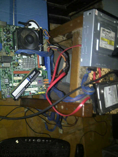 BEBERAPA PCS MOBO AMD DDR3 ECS A780LM-M2..SUPPORT UNLOCK RAM 1800OC..MASIH GARANSI