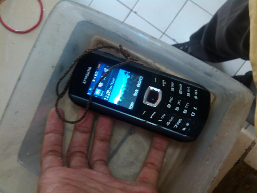 Samsung B2710 batangan halal murah - masih tahan air tentu - Bali