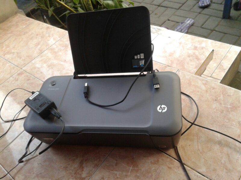 hp deskjet 1000