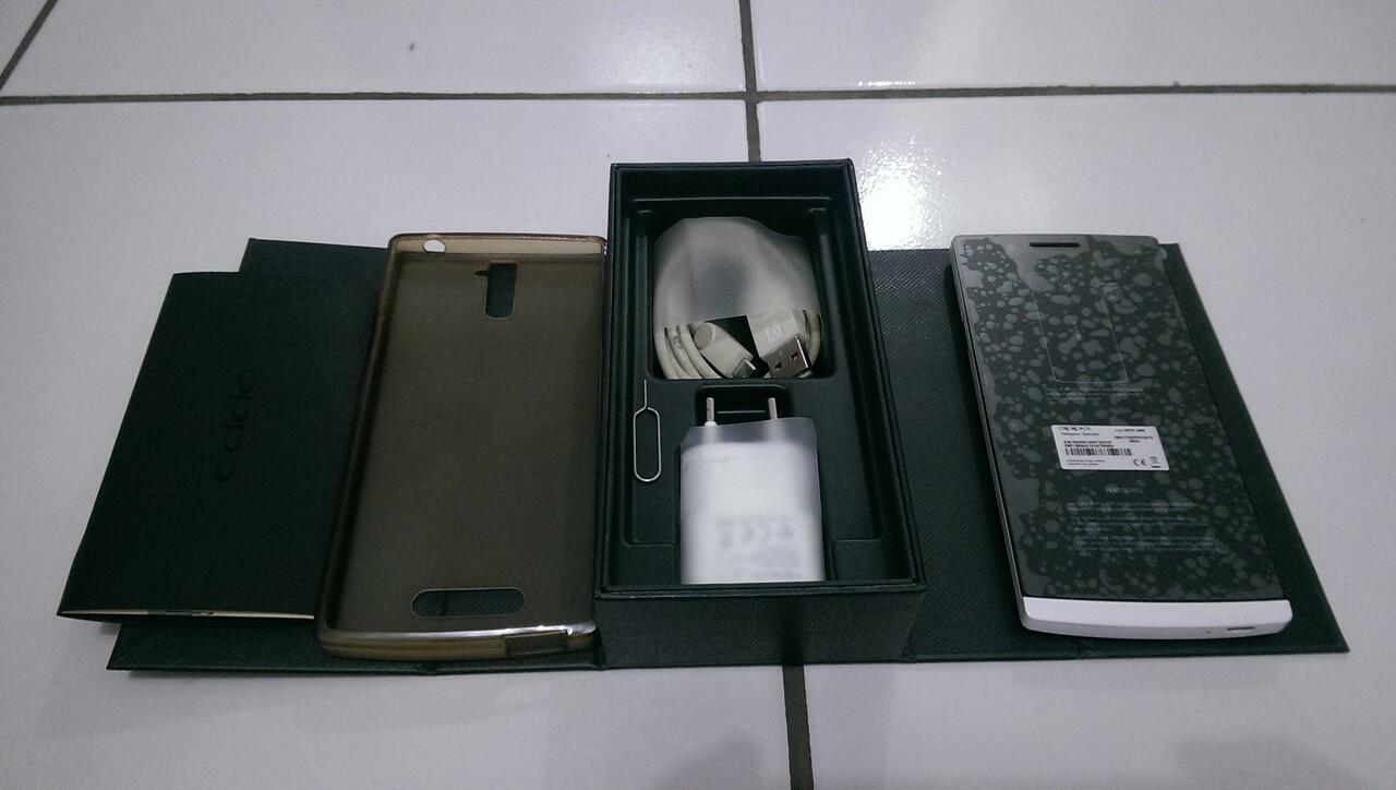 Oppo Find 5 16 GB Fullset, Mulus, bonus casing