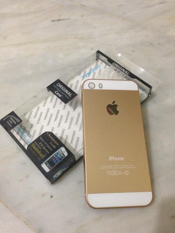 JUAL CASE IPHONE 5 and BB DAKOTA jualll ruugggiii