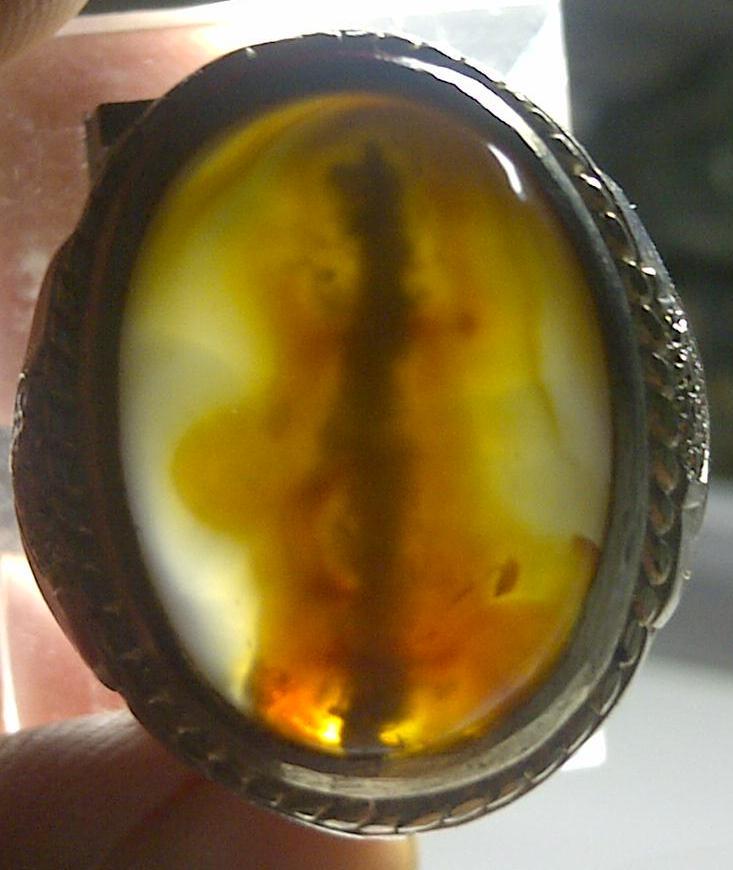 GEMS AGATE MOTIF GAMBAR PEDANG ATAU TONGKAT