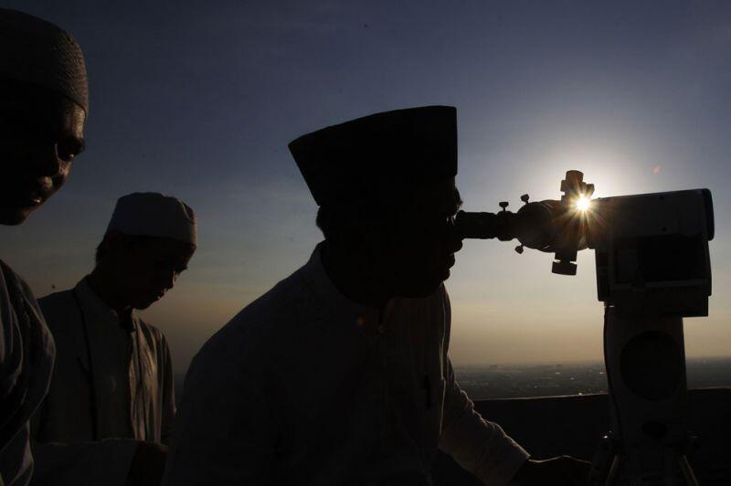 50 Foto Yang Mengajarkan Makna Kemanusiaan