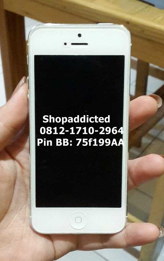 WTS Iphone 5 Putih 16 GB mulus, mint, like new !!!