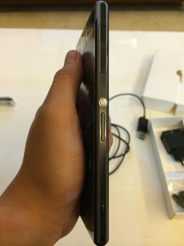Xperia z1 honami BLACK fullset lengkap MURAH!! Bandung