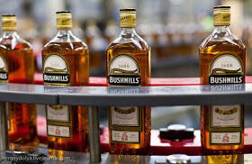 Mengintip Proses Pembuatan Minuman Whisky