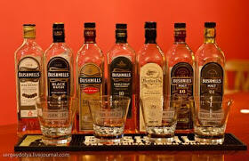 Mengintip Proses Pembuatan Minuman Whisky
