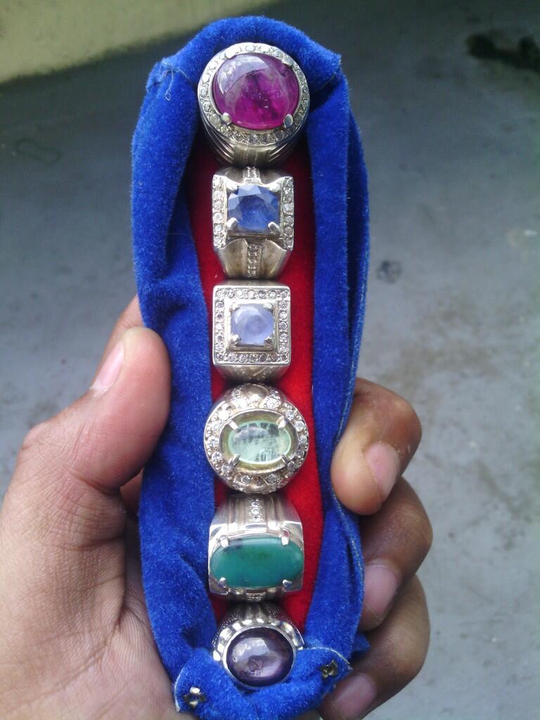 Ruby Sapir dan Bacan