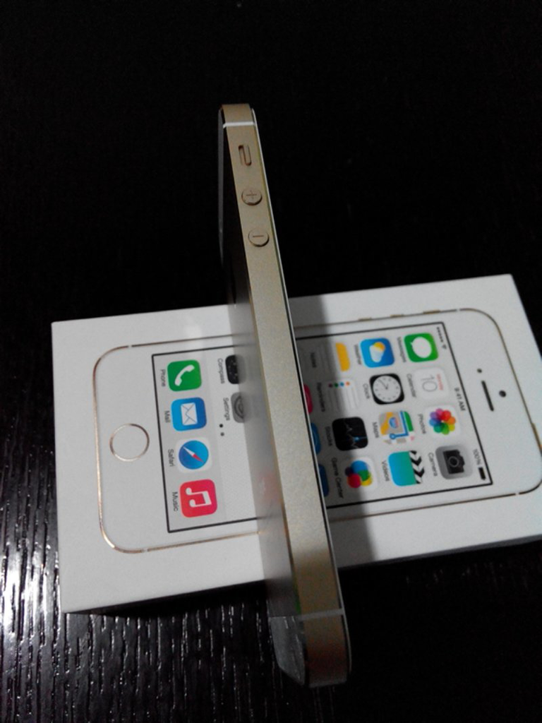 iPhone 5s 16gb fu gold SES bisa TT