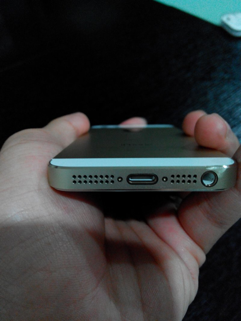 iPhone 5s 16gb fu gold SES bisa TT