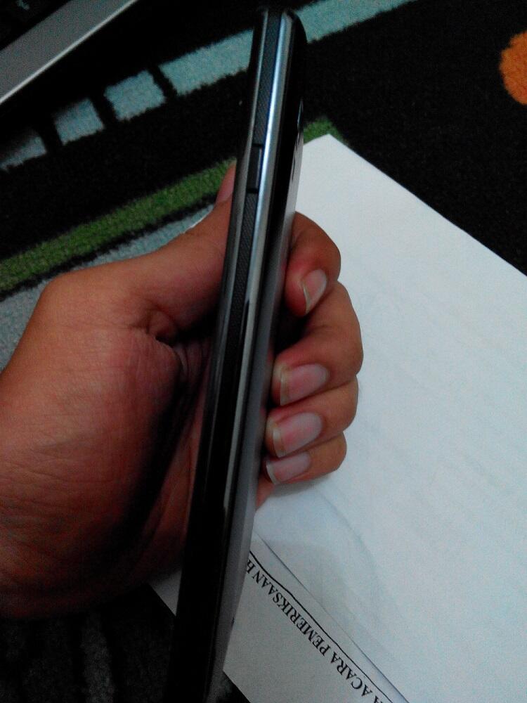 LG L9 P765 Fullset Solo/Jogja