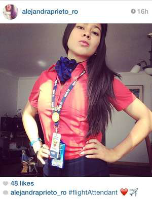 Ketika Pramugari Berfoto Selfie