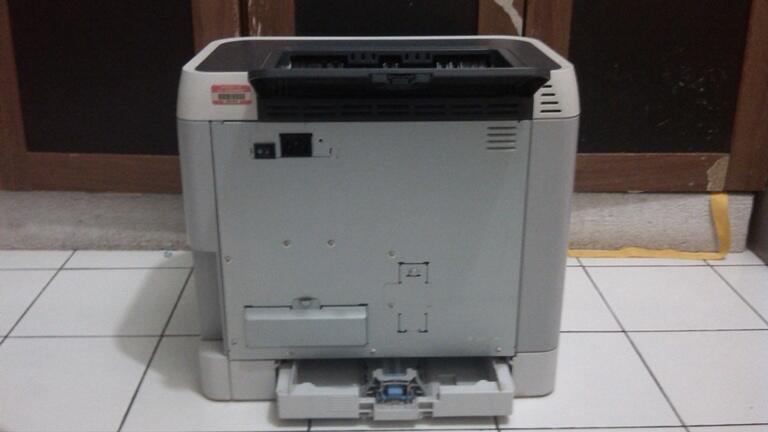 Printer Laser Warna HP 2600N Bisa Share Di Jaringan LAN