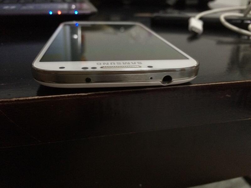 Samsung Galaxy S4 White