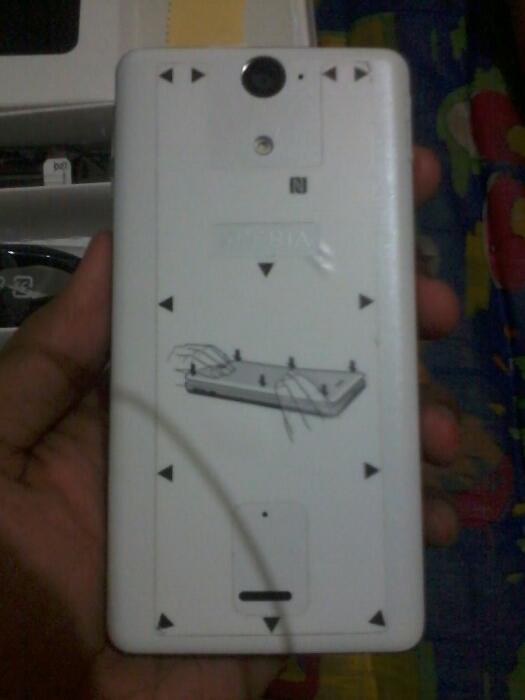 Sony xperia V white anti air like new fulset bekasi cikarang