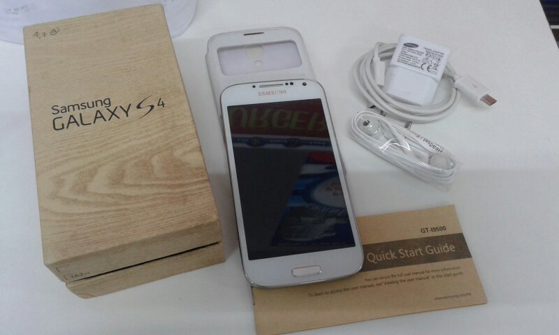 Samsung i9500 16gb MULUS BANDUNG FULLSET