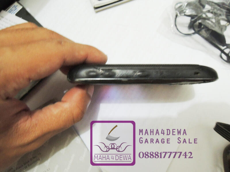 Garage Sale ! Blackberry Curve 3G 9300 Murah Apa Adanya dan Santai